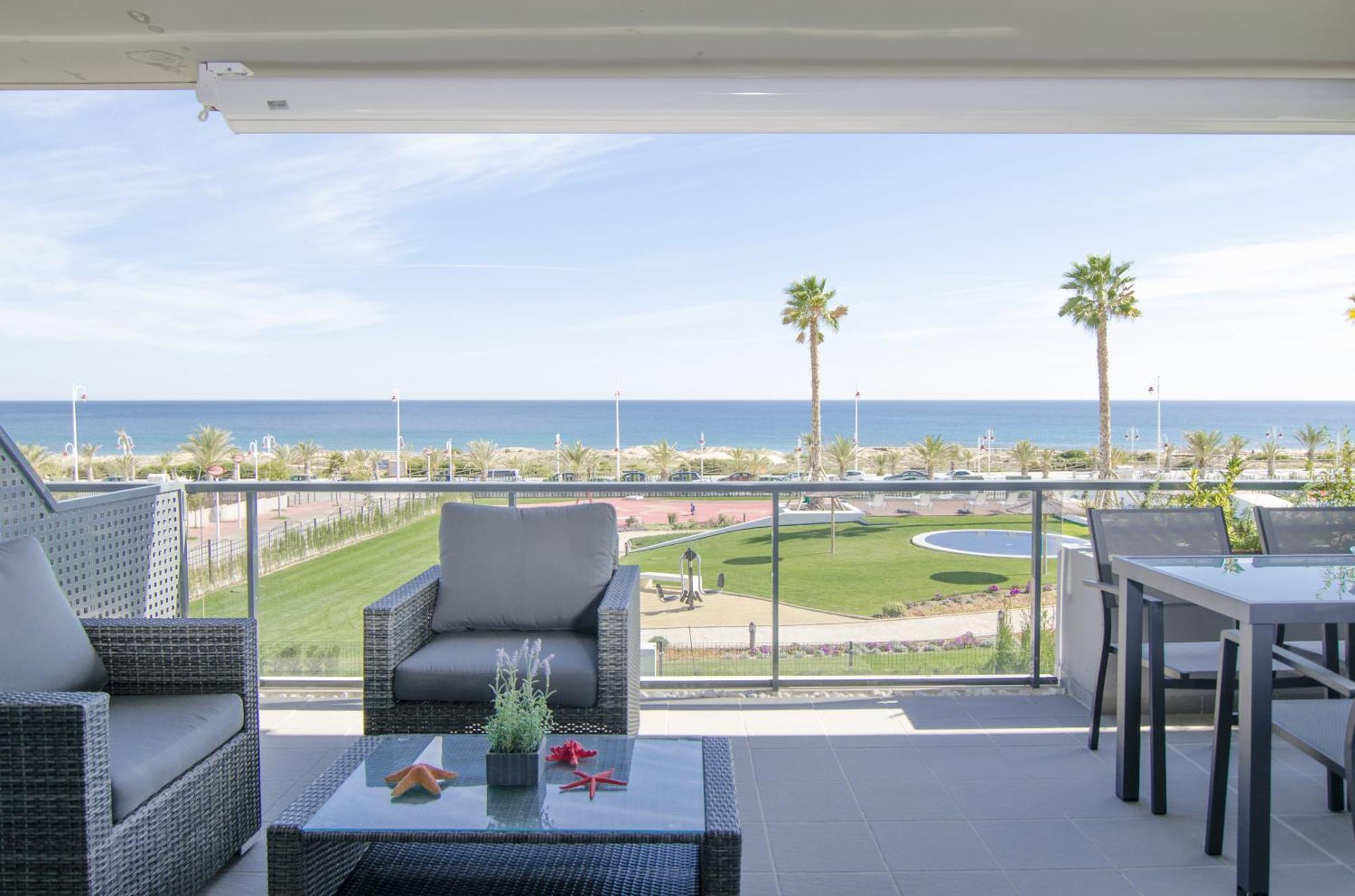 Ocean View By Mar Holidays Arenales del Sol Ruang foto