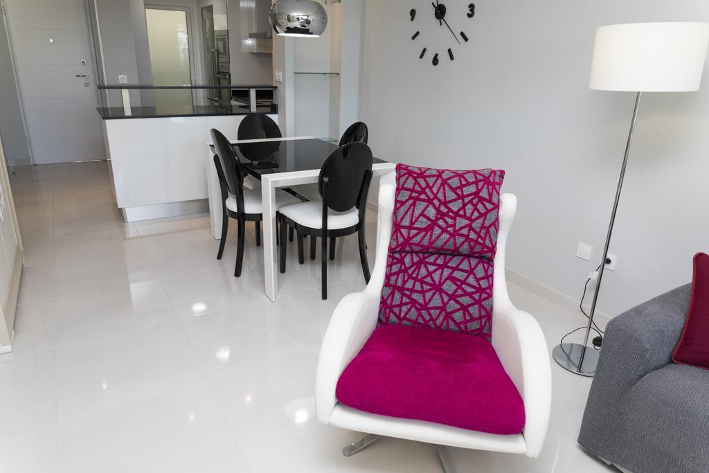 Ocean View By Mar Holidays Arenales del Sol Bagian luar foto